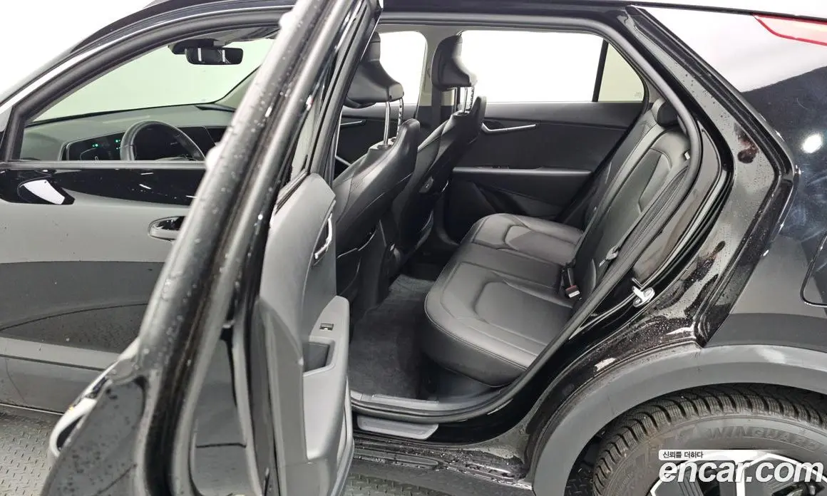 Kia Niro 2024 1.6 автомат (гидро), фото 19