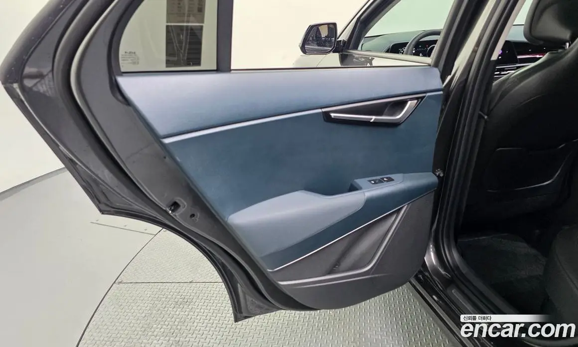 Kia Niro 2025 1.6 автомат (гидро), фото 15