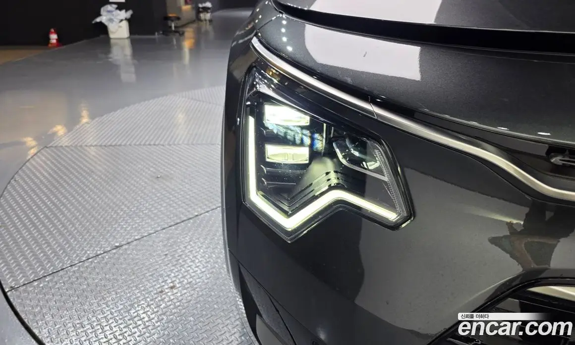 Kia Niro 2025 1.6 автомат (гидро), фото 8