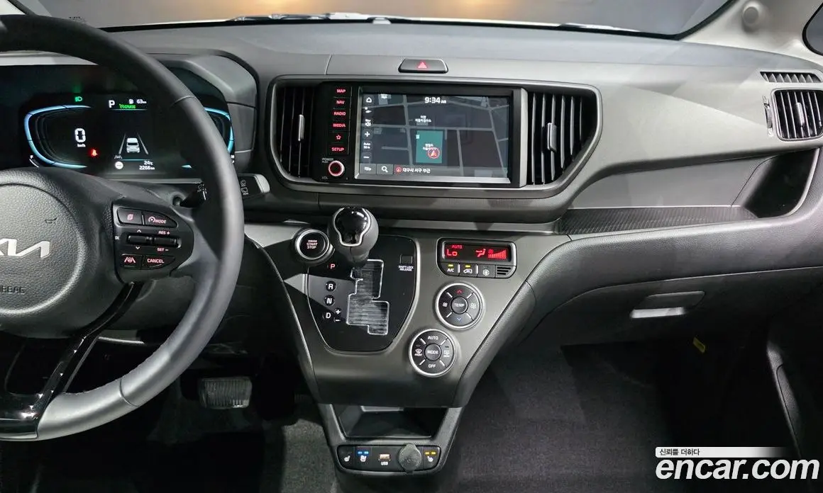Kia Ray 2023 1.0 автомат (гидро), фото 27