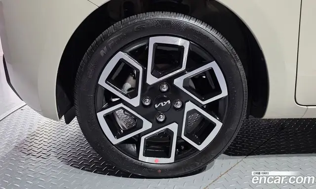 Kia Ray 2023 1.0 автомат (гидро), миниатюра 5