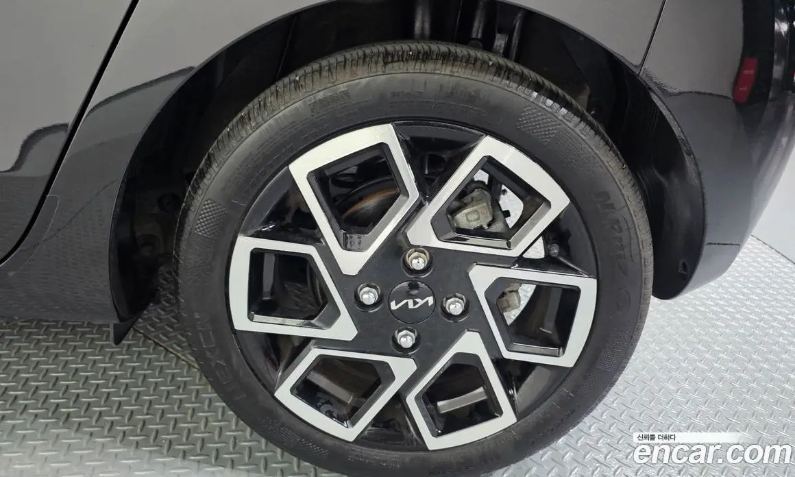 Kia Ray 2024 1.0 автомат (гидро), фото 7