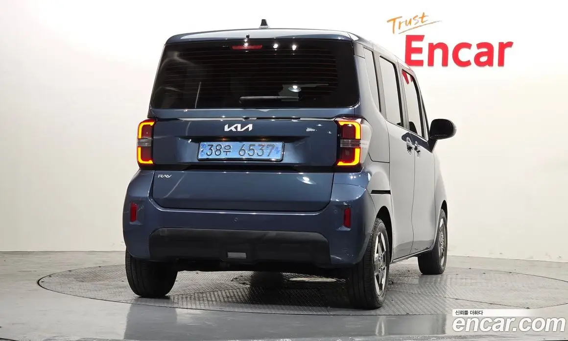 Kia Ray 2024 0.1 автомат (гидро), фото 4