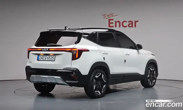 Kia Seltos, 2025, 9 798 км