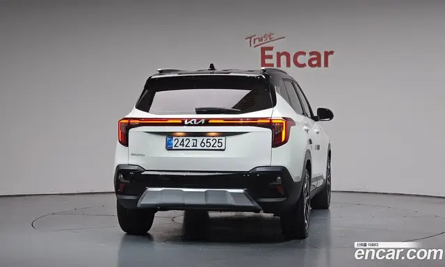 Kia Seltos 2025 1.6 автомат (гидро), миниатюра 3
