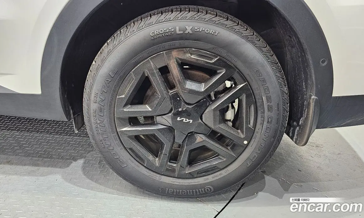 Kia Sorento 2023 1.6 автомат (гидро), фото 4