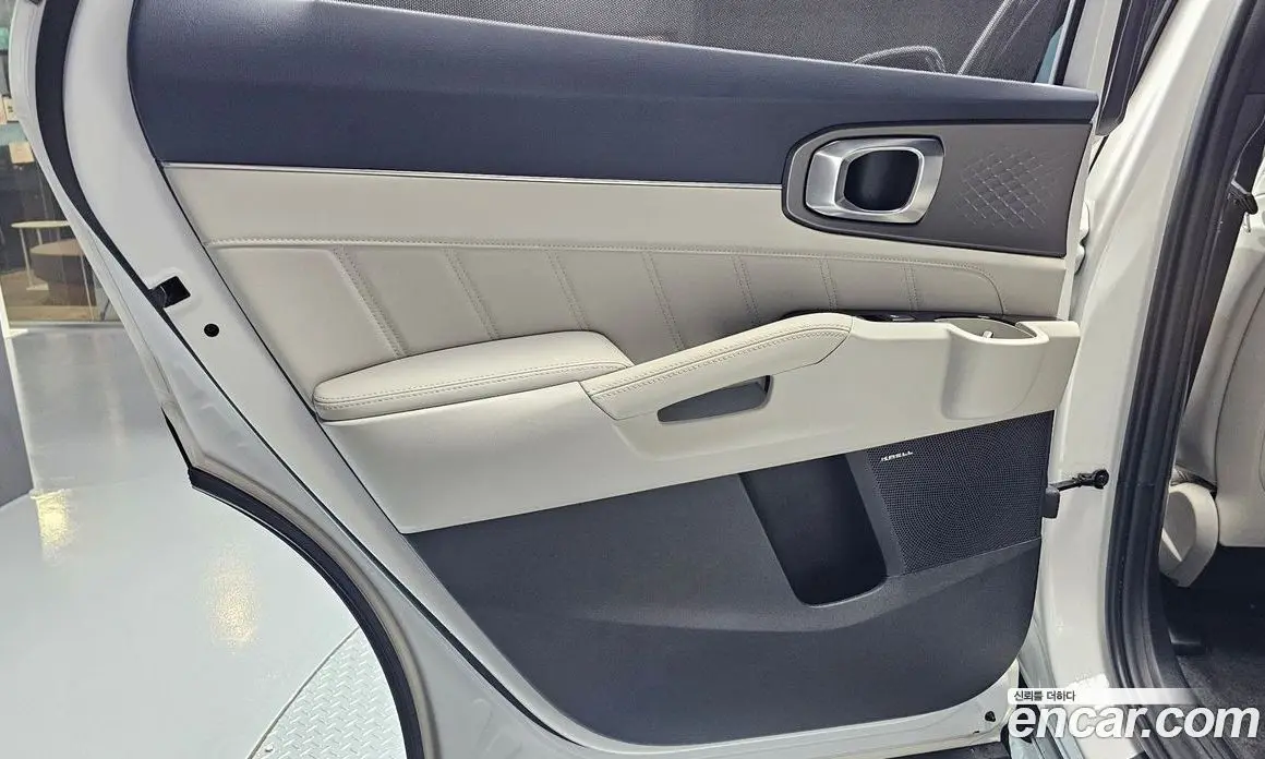 Kia Sorento 2024 1.6 автомат (гидро), фото 15