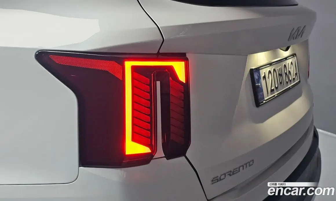 Kia Sorento 2024 1.6 автомат (гидро), фото 9