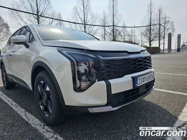 Kia Sportage, 2025, 2 400 км