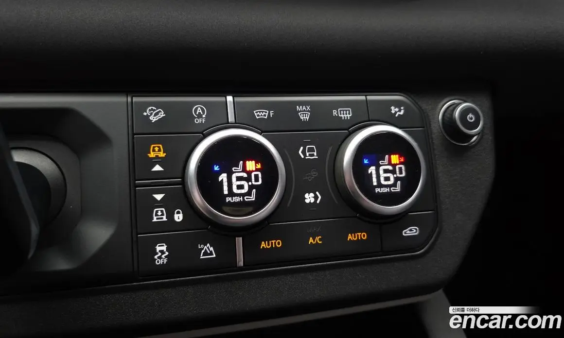 Land Rover Defender 2021 3.0 автомат (гидро), фото 22