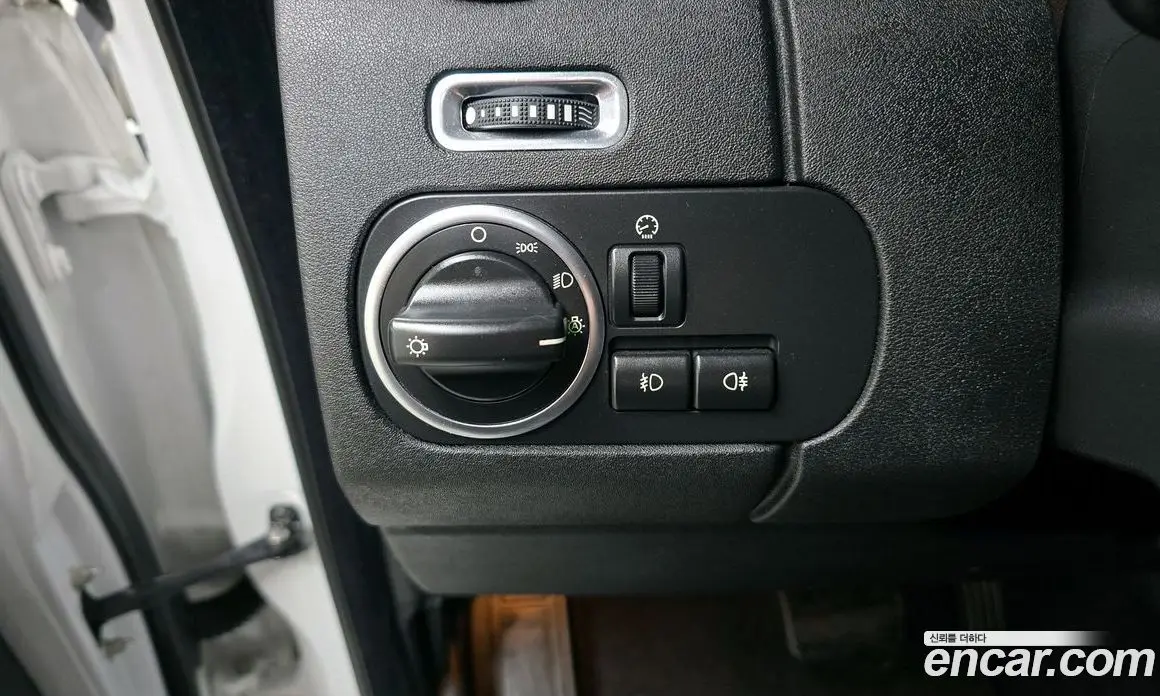 Land Rover Discovery 2013 3.0 автомат (гидро), фото 16