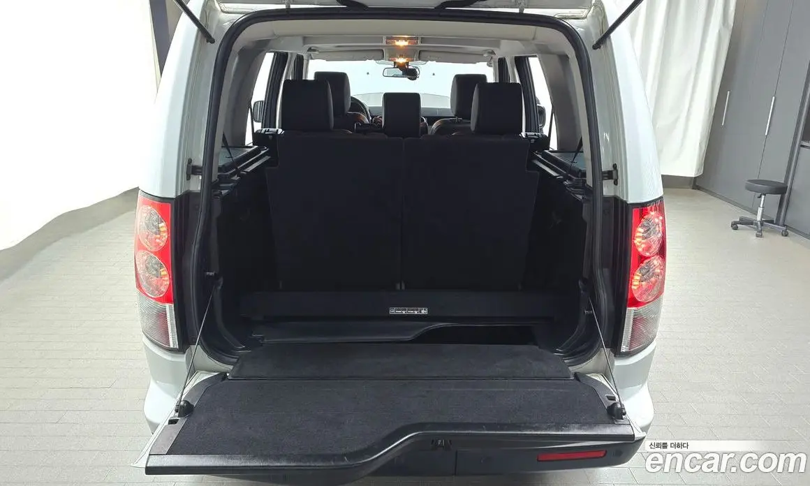 Land Rover Discovery 2013 3.0 автомат (гидро), фото 20