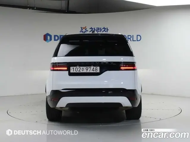 Land Rover Discovery 2024 3.0 автомат (гидро), миниатюра 4