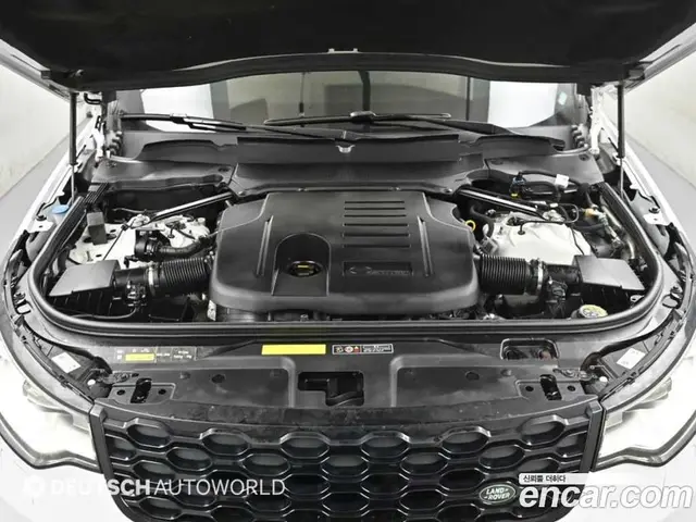 Land Rover Discovery 2024 3.0 автомат (гидро), миниатюра 6