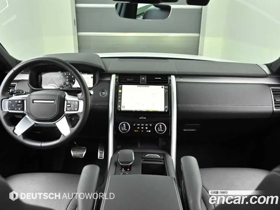 Land Rover Discovery 2024 3.0 автомат (гидро), фото 7