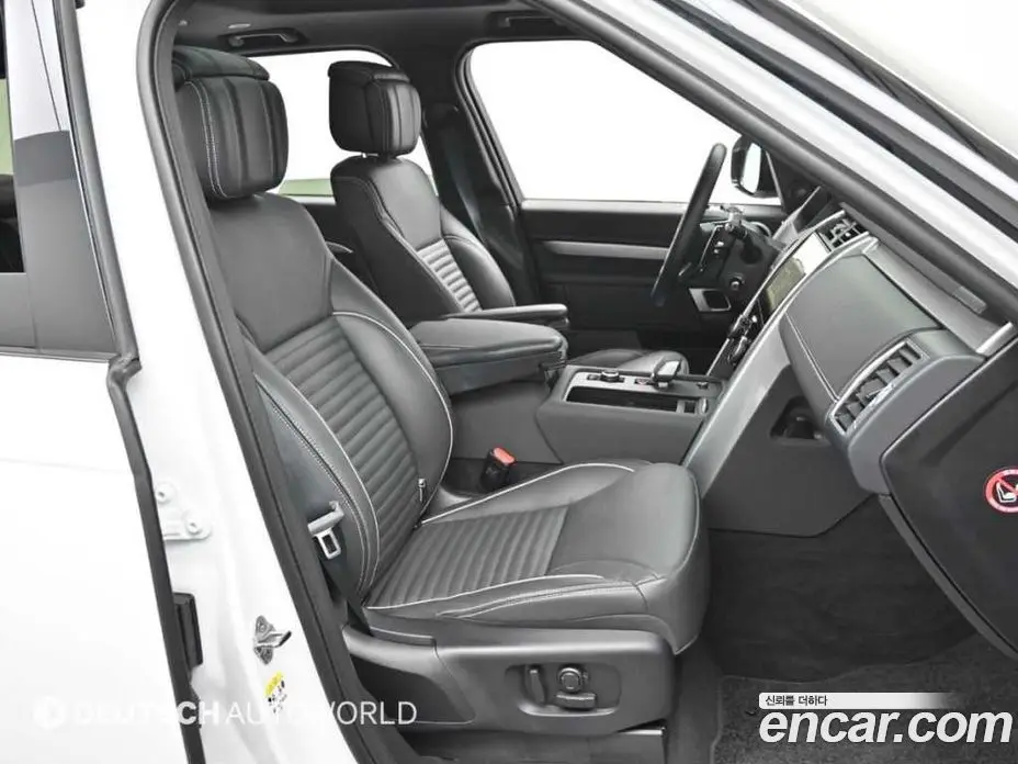 Land Rover Discovery 2024 3.0 автомат (гидро), фото 10
