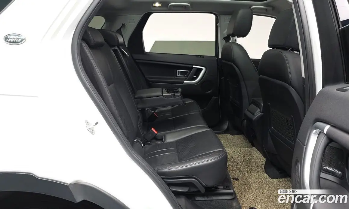 Land Rover Discovery Sport 2018 2.0 автомат (гидро), фото 11
