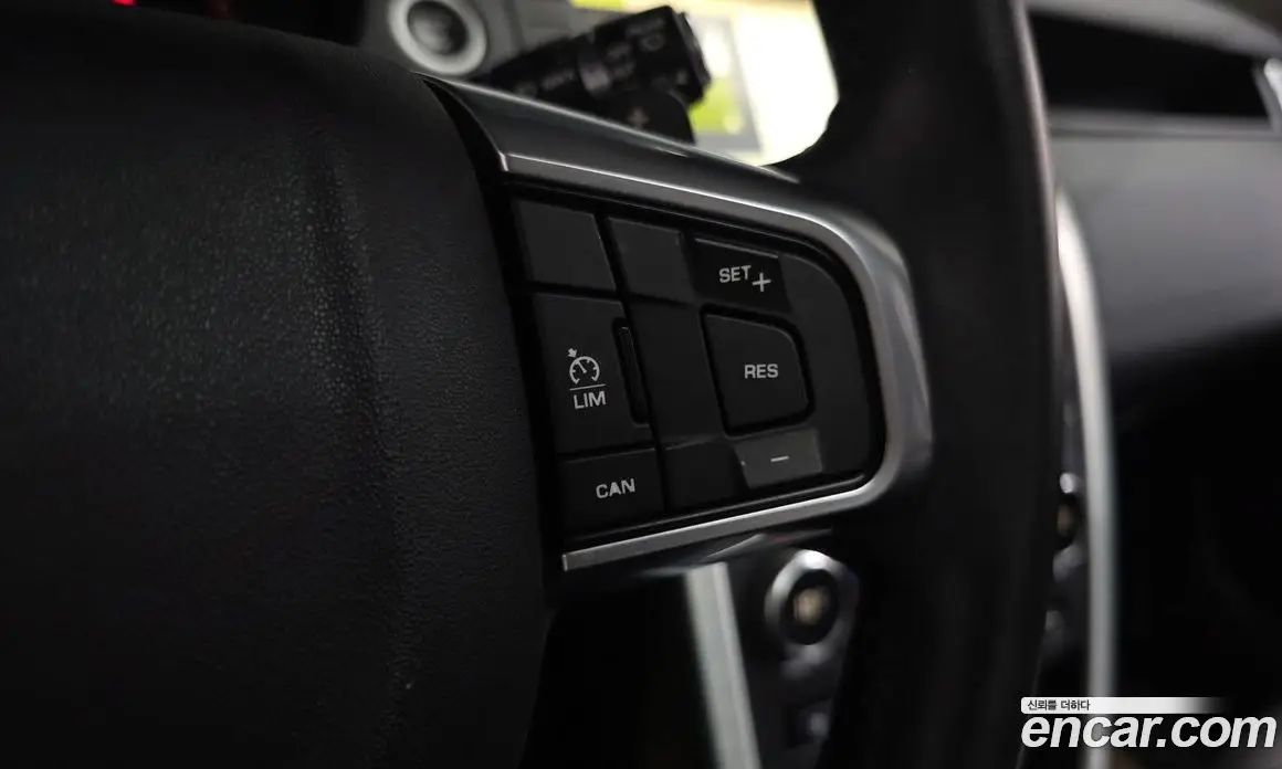 Land Rover Discovery Sport 2018 2.0 автомат (гидро), фото 16