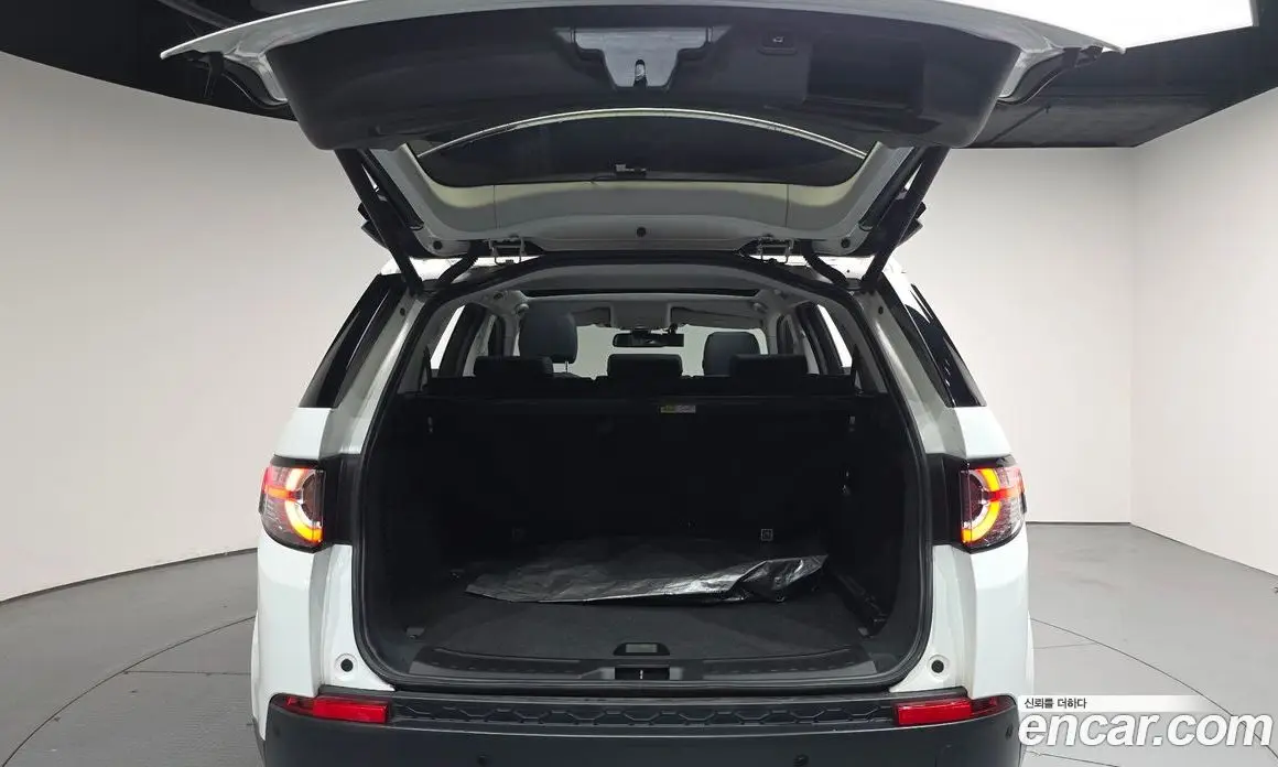 Land Rover Discovery Sport 2018 2.0 автомат (гидро), фото 20