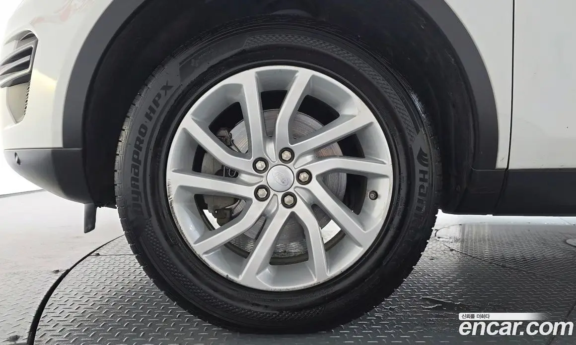 Land Rover Discovery Sport 2018 2.0 автомат (гидро), фото 4