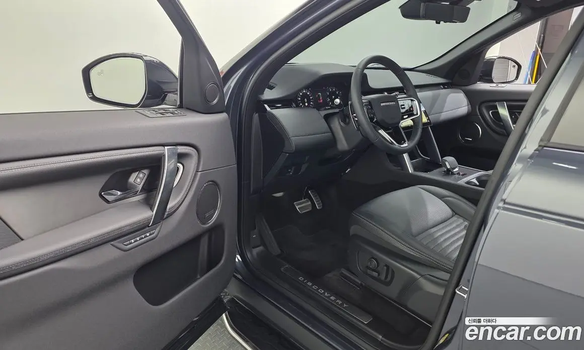 Land Rover Discovery Sport 2025 2.0 автомат (гидро), фото 11
