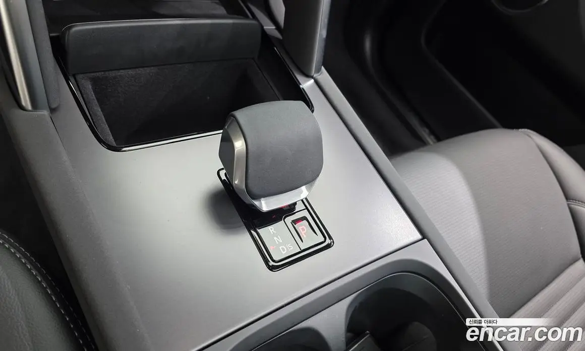 Land Rover Discovery Sport 2025 2.0 автомат (гидро), фото 18