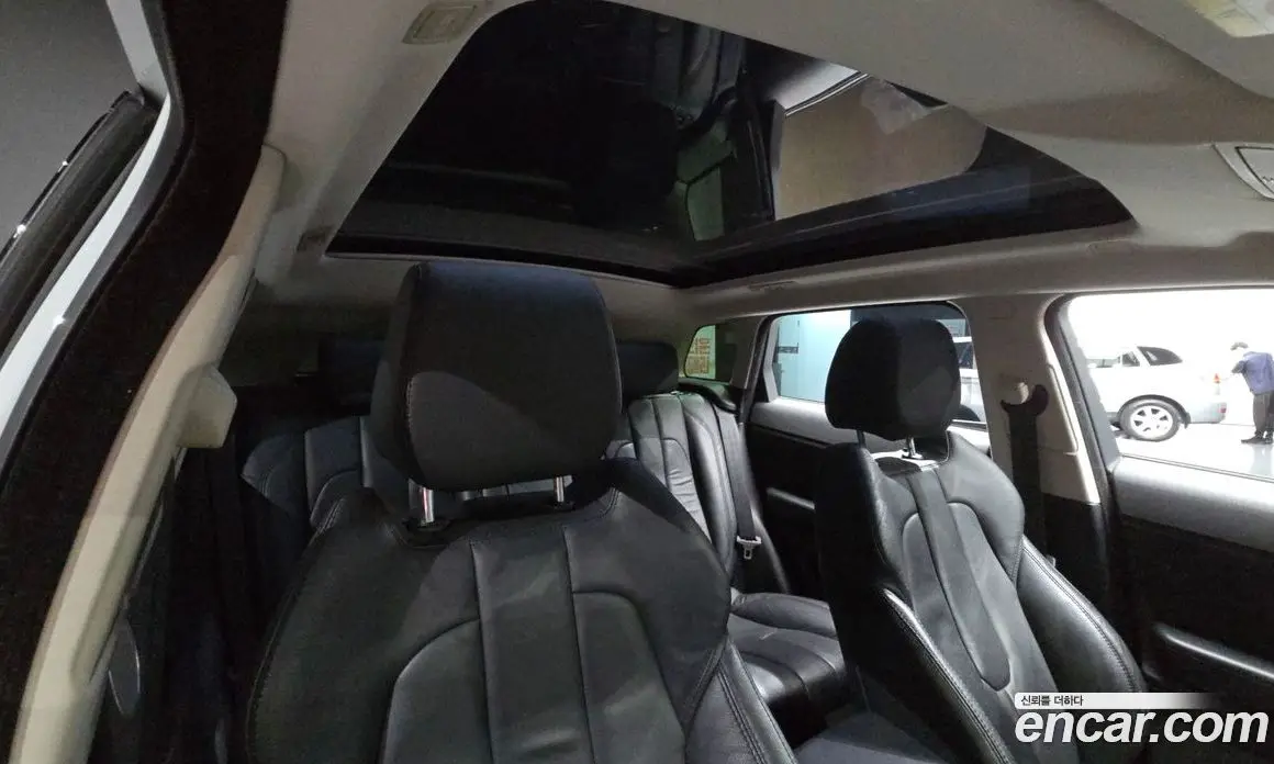 Land Rover Range Rover Evoque 2015 2.2 автомат (гидро), фото 19
