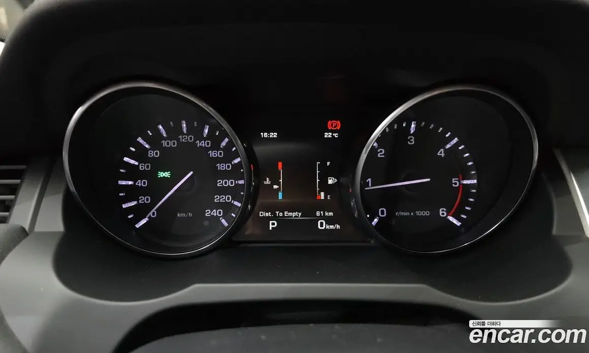 Land Rover Range Rover Evoque 2015 2.2 автомат (гидро), фото 8