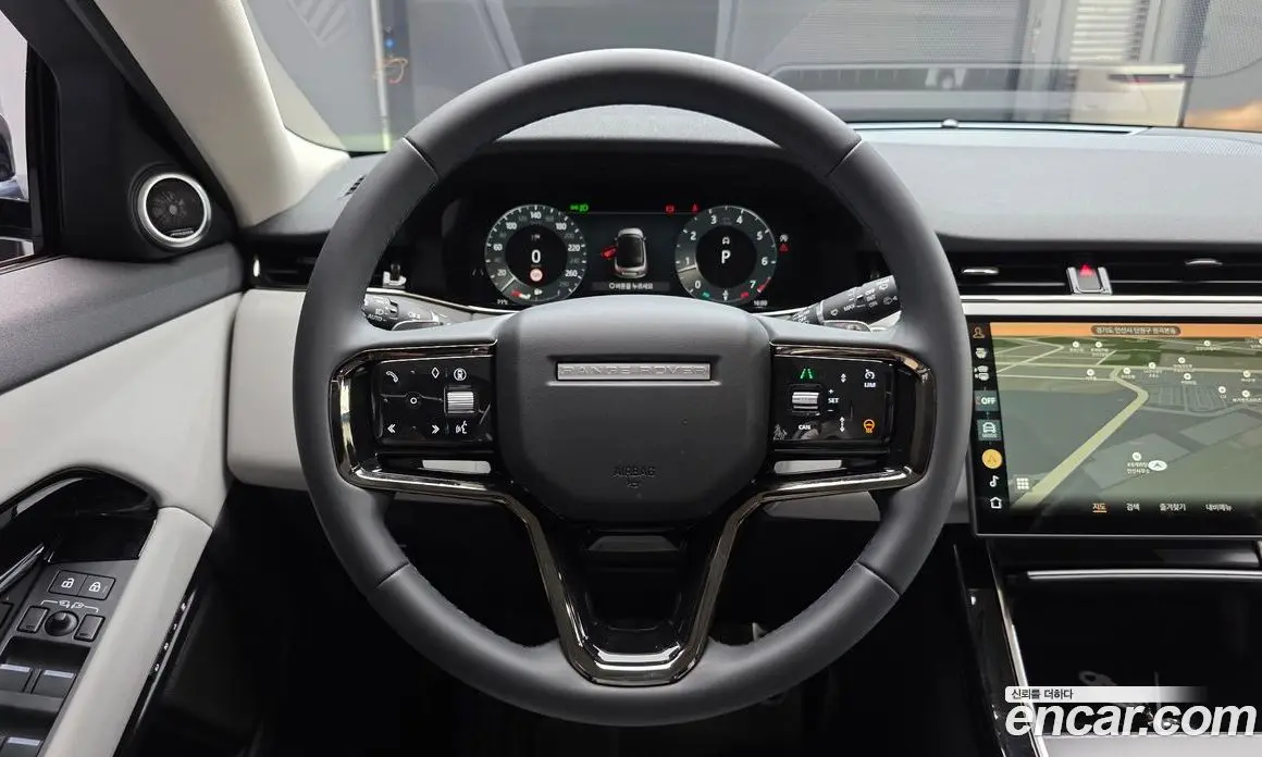 Land Rover Range Rover Evoque 2024 2.0 автомат (гидро), фото 13