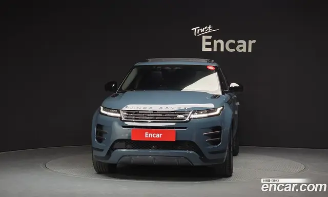 Land Rover Range Rover Evoque 2024 2.0 автомат (гидро), миниатюра 3