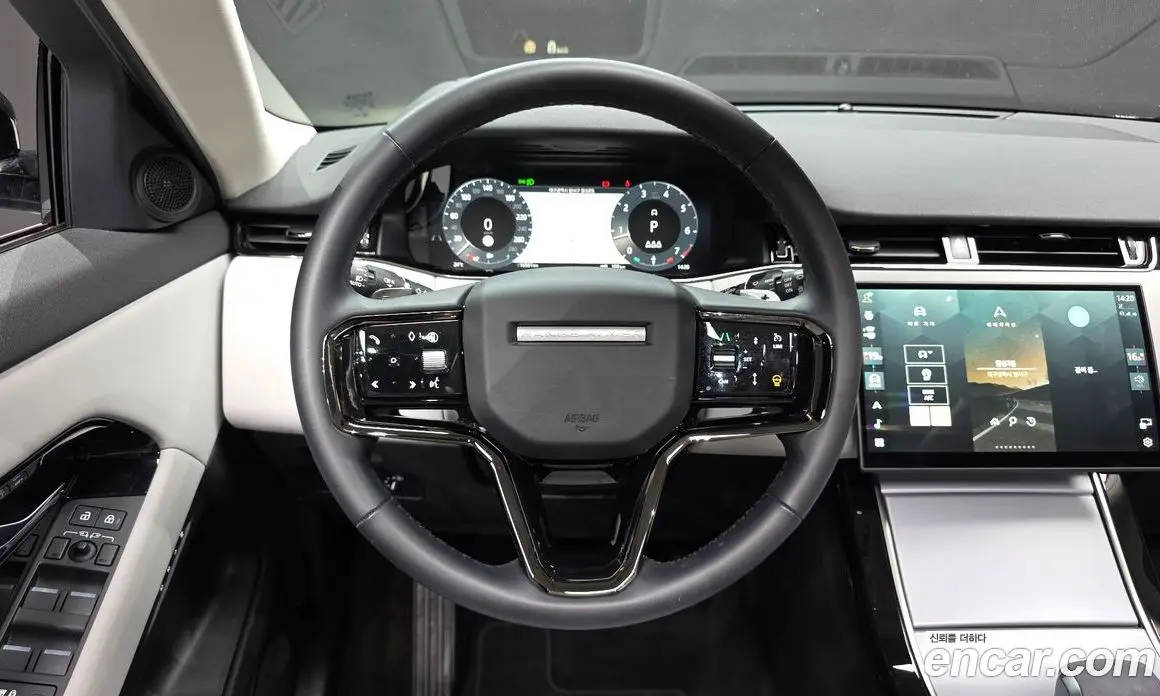Land Rover Range Rover Evoque 2025 2.0 автомат (гидро), фото 12