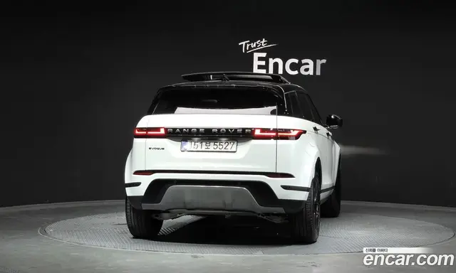 Land Rover Range Rover Evoque 2025 2.0 автомат (гидро), миниатюра 4