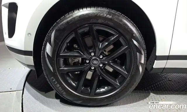 Land Rover Range Rover Evoque 2025 2.0 автомат (гидро), миниатюра 5