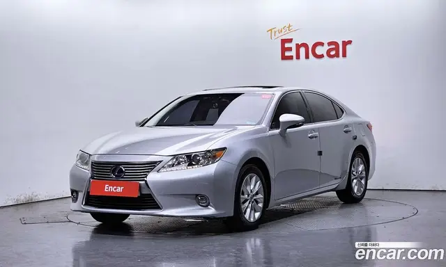Lexus ES 2015 2.5 автомат (гидро), миниатюра 1 Lexus ES 2015 2.5 автомат (гидро), миниатюра 1