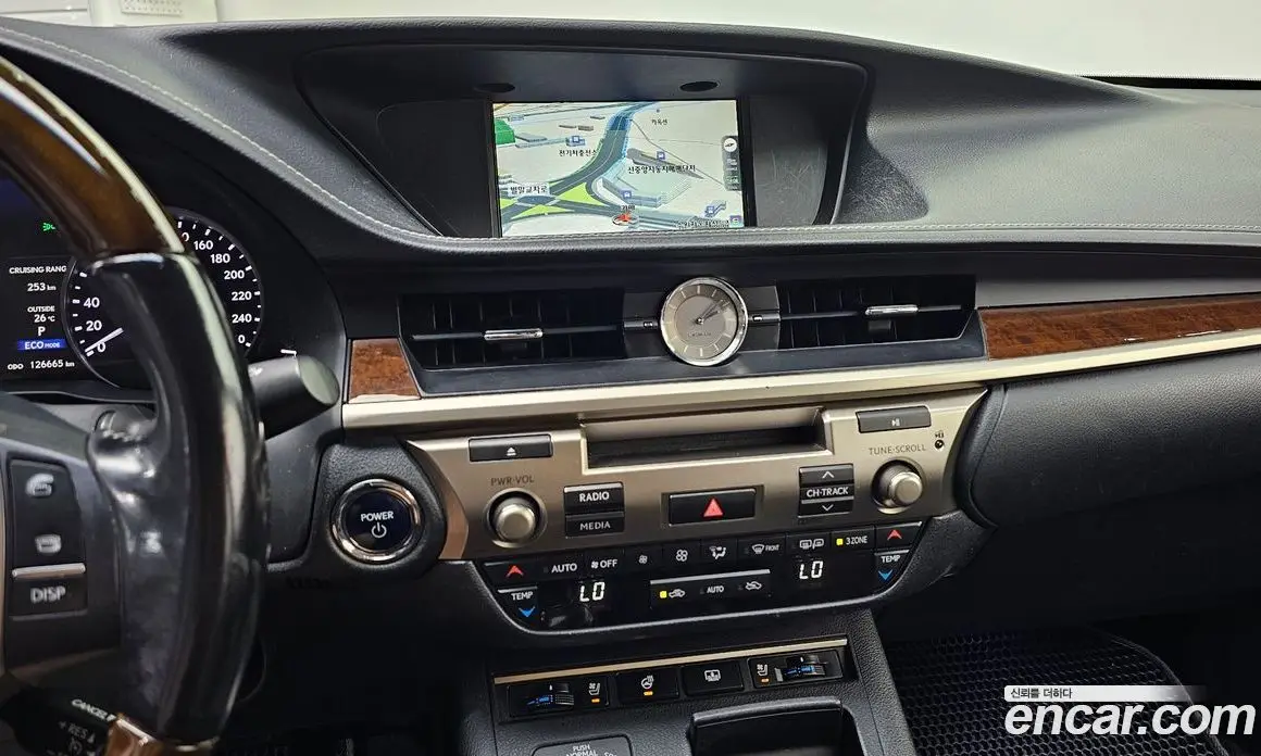 Lexus ES 2015 2.5 автомат (гидро), фото 14 Lexus ES 2015 2.5 автомат (гидро), фото 14