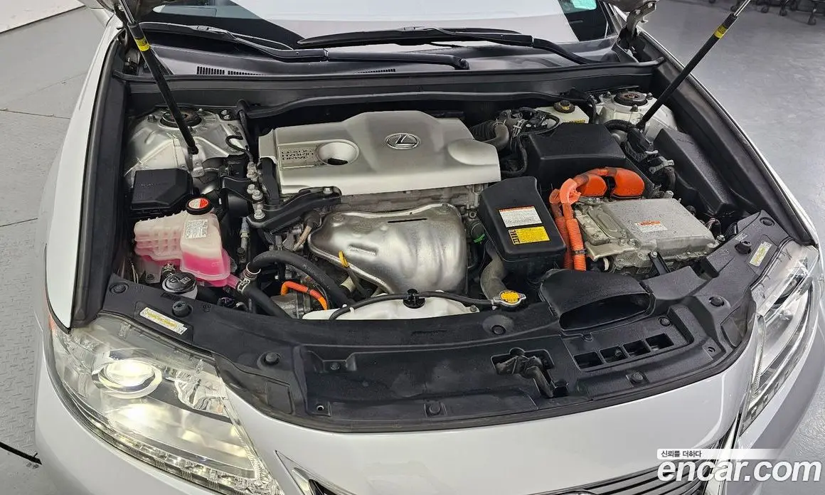 Lexus ES 2015 2.5 автомат (гидро), фото 6 Lexus ES 2015 2.5 автомат (гидро), фото 6