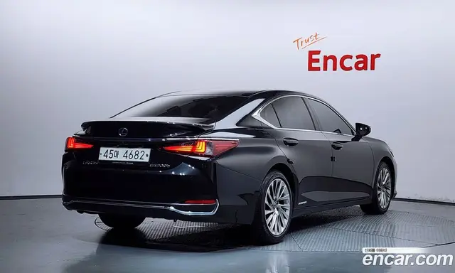 Lexus ES 2018 2.5 автомат (гидро), миниатюра 2 Lexus ES 2018 2.5 автомат (гидро), миниатюра 2