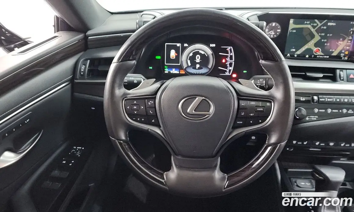 Lexus ES 2018 2.5 автомат (гидро), фото 20 Lexus ES 2018 2.5 автомат (гидро), фото 20