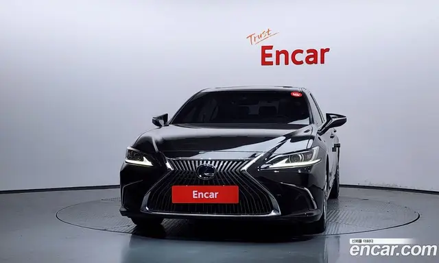 Lexus ES 2018 2.5 автомат (гидро), миниатюра 3 Lexus ES 2018 2.5 автомат (гидро), миниатюра 3