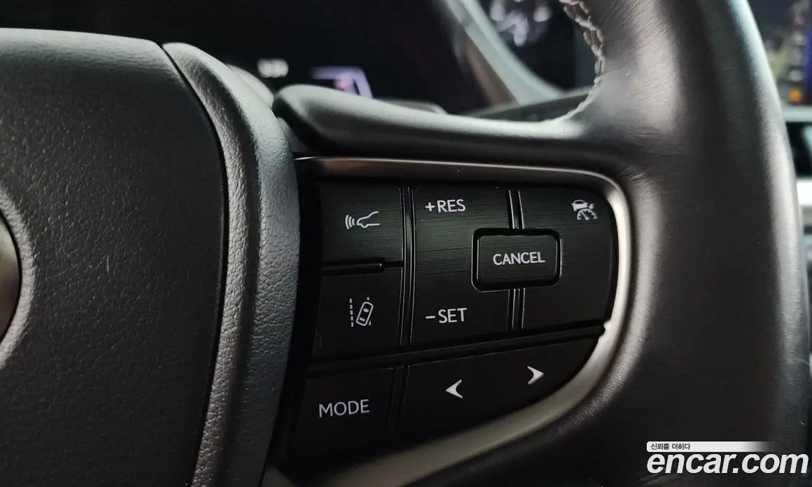 Lexus ES 2018 2.5 автомат (гидро), фото 22 Lexus ES 2018 2.5 автомат (гидро), фото 22