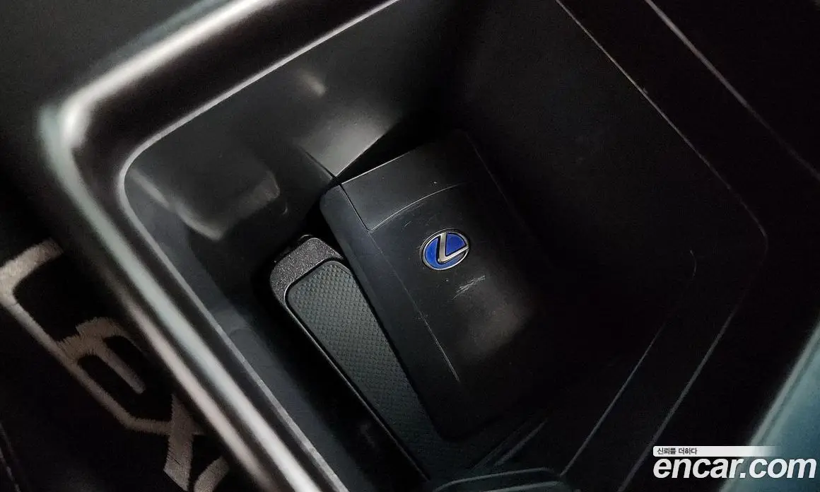 Lexus ES 2018 2.5 автомат (гидро), фото 29 Lexus ES 2018 2.5 автомат (гидро), фото 29