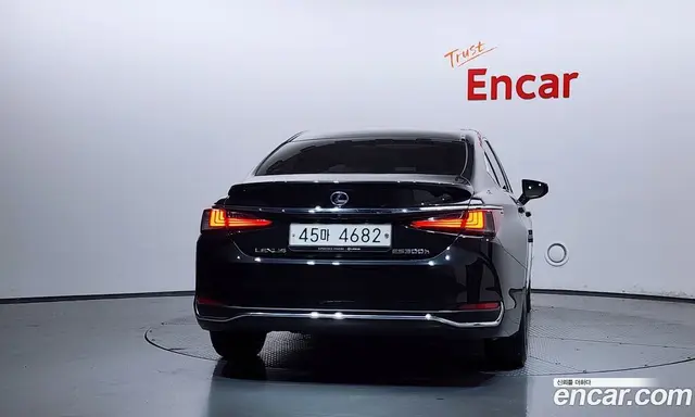 Lexus ES 2018 2.5 автомат (гидро), миниатюра 4 Lexus ES 2018 2.5 автомат (гидро), миниатюра 4