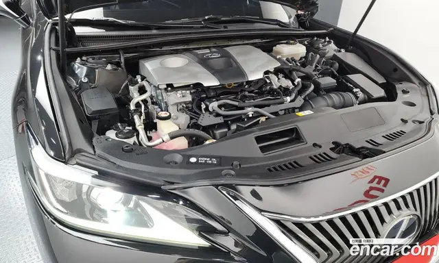 Lexus ES 2018 2.5 автомат (гидро), миниатюра 6 Lexus ES 2018 2.5 автомат (гидро), миниатюра 6