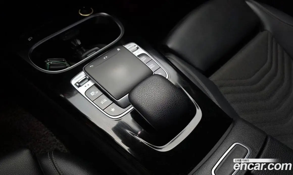Mercedes-Benz A-Class 2020 2.0 автомат (гидро), фото 23