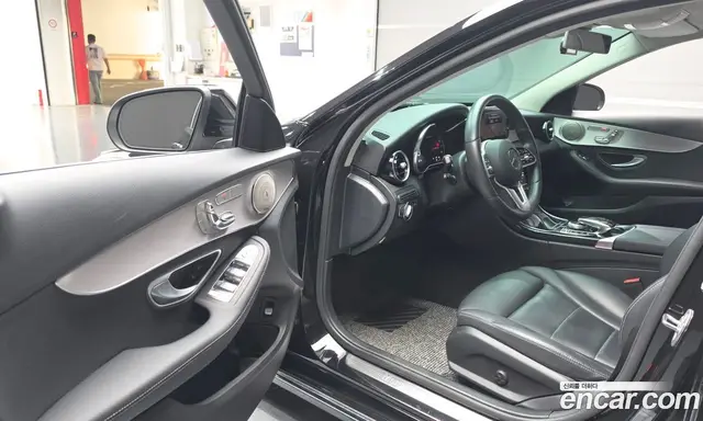 Mercedes-Benz C-Class 2020 2.0 автомат (гидро), миниатюра 10