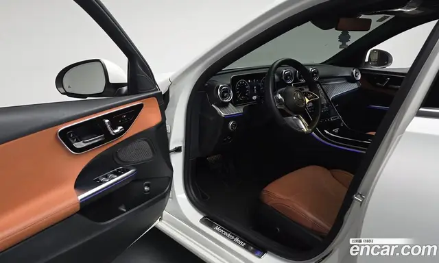 Mercedes-Benz C-Class 2023 2.0 автомат (гидро), миниатюра 12