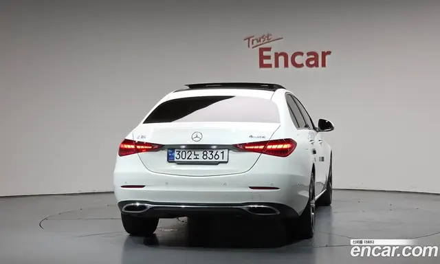 Mercedes-Benz C-Class 2023 2.0 автомат (гидро), миниатюра 3
