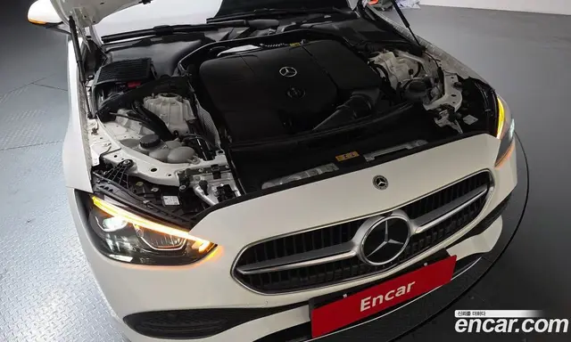 Mercedes-Benz C-Class 2023 2.0 автомат (гидро), миниатюра 5