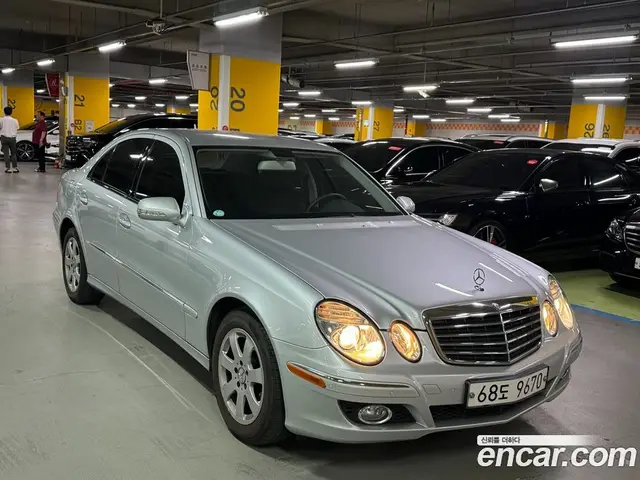Mercedes-Benz E-Class 2007 1.8 автомат (гидро), миниатюра 2