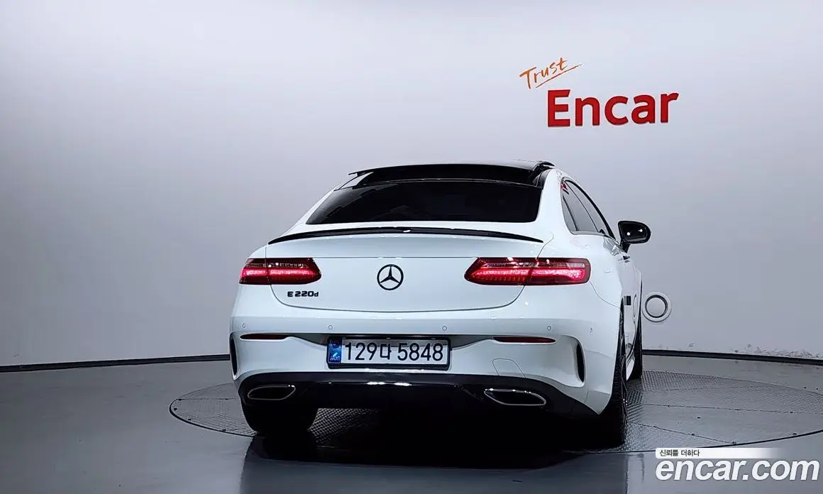 Mercedes-Benz E-Class 2017 1.9 автомат (гидро), фото 4